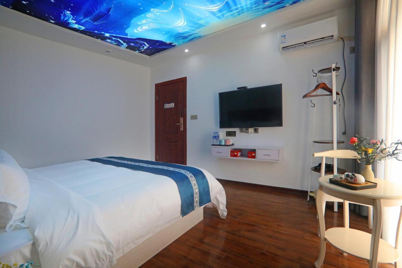 Yijingju Humanistic Inn Zhangjiajie Buitenkant foto