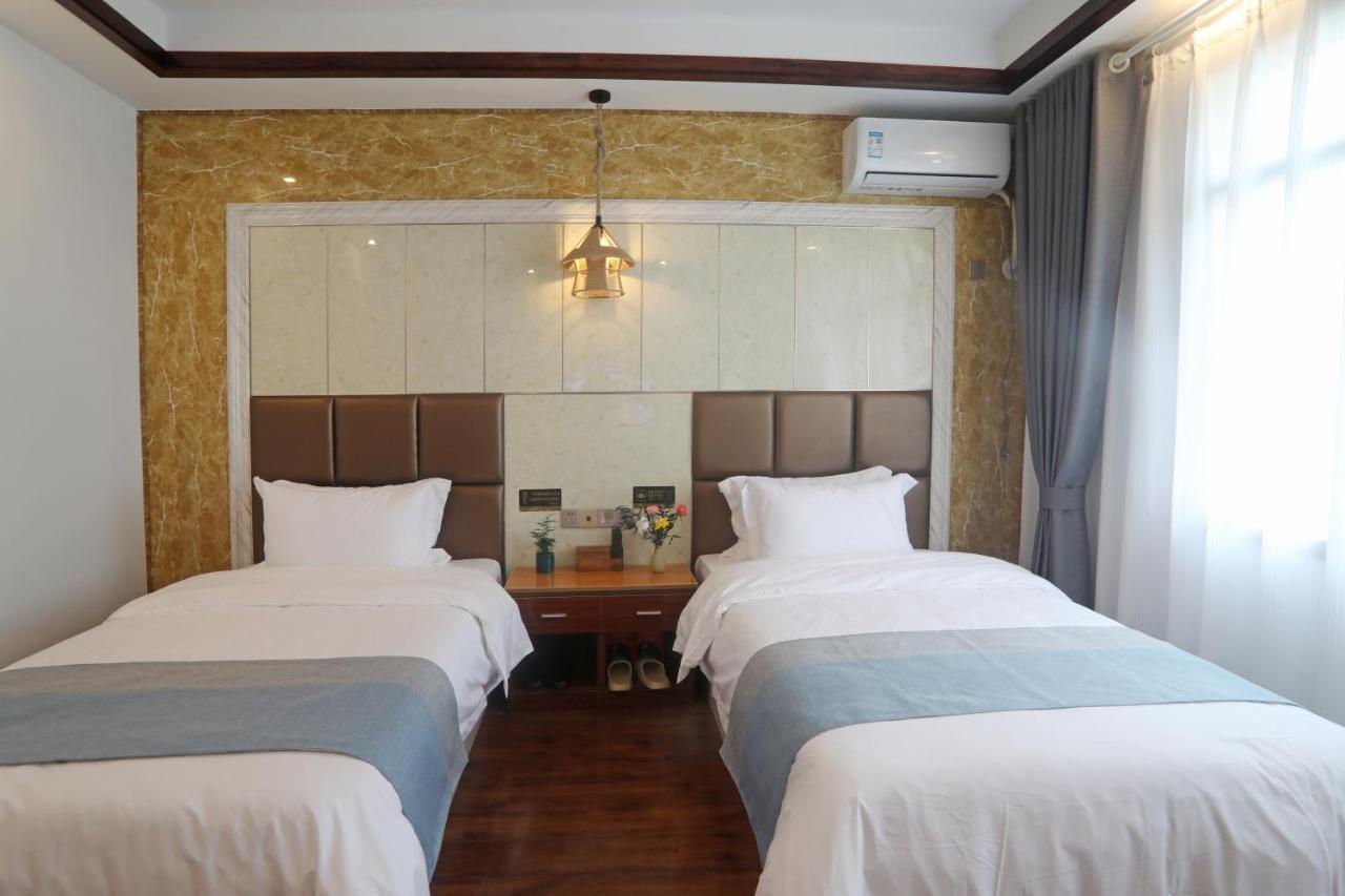 Yijingju Humanistic Inn Zhangjiajie Buitenkant foto