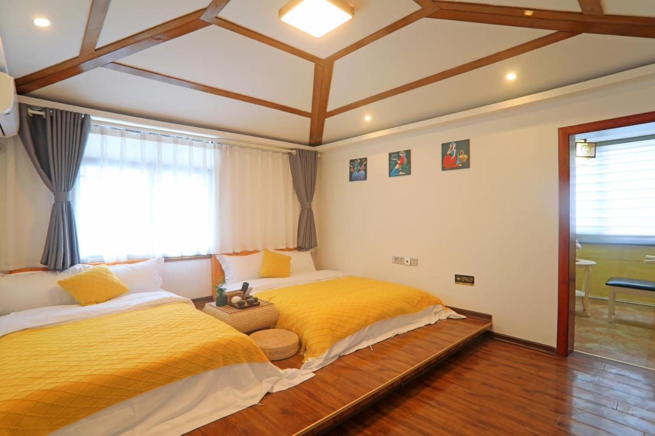 Yijingju Humanistic Inn Zhangjiajie Buitenkant foto