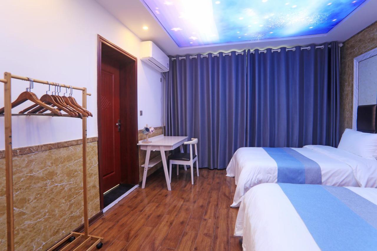 Yijingju Humanistic Inn Zhangjiajie Buitenkant foto