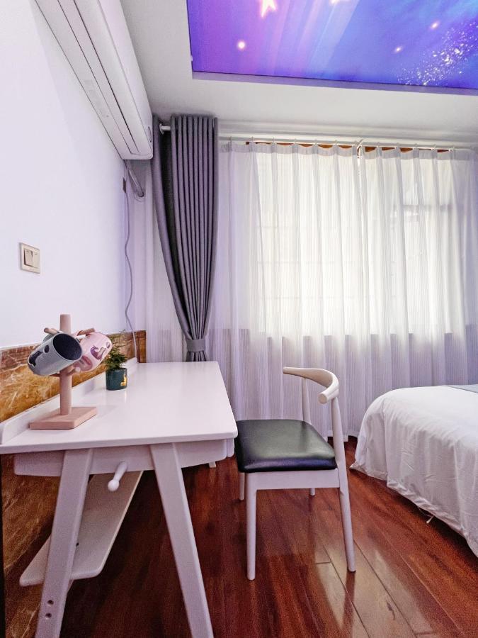 Yijingju Humanistic Inn Zhangjiajie Buitenkant foto