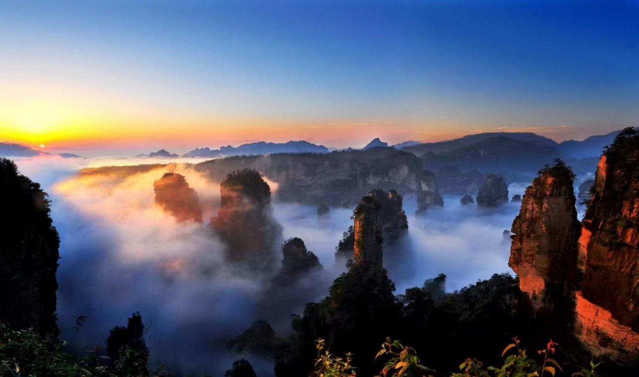 Yijingju Humanistic Inn Zhangjiajie Buitenkant foto