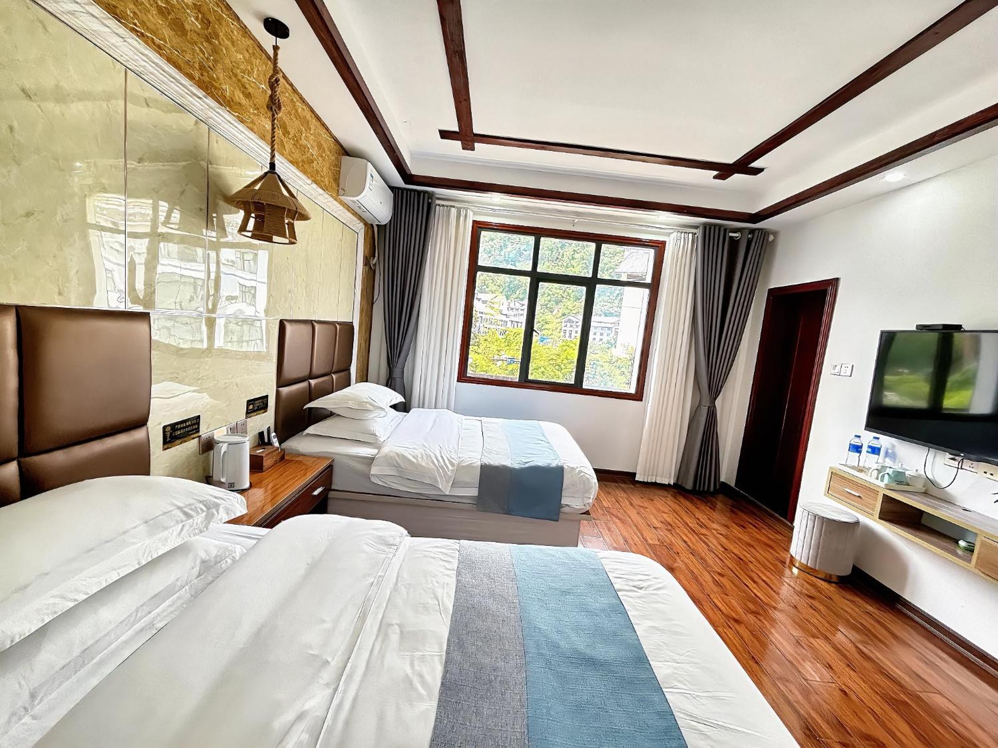 Yijingju Humanistic Inn Zhangjiajie Buitenkant foto